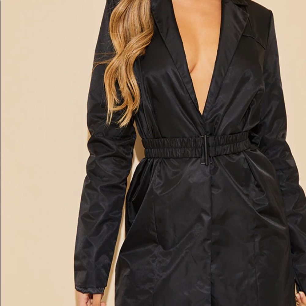 PrettyLittleThing Black Mini Dress - Picture 3 of 7